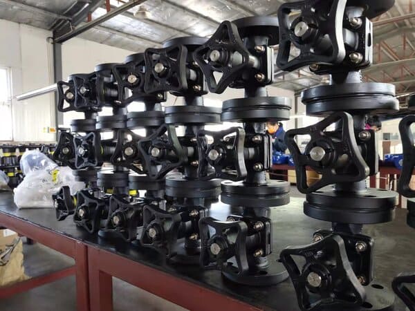 lots of diaphragm valve